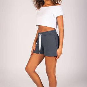 กางเกงขาสั้นผู้หญิง Ada ผิวสัมผัสนุ่มลื่น ทรงหลวมใส่สบาย เหมาะสำหรับการใช้งานแบบลำลองทั่วไป กางเกงขาสั้นผู้หญิง Ada - Product Image 4