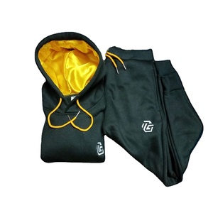 Logo personnalisé brodé noir coton polaire survêtements avec doublure en satin jaune pantalon de survêtement côtelé Active bas capuche jaune - Product Image 1