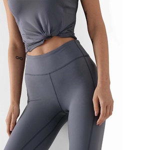 Ensemble de fitness pour femmes à prix avantageux : débardeur + leggings, style personnalisé, vêtements de sport actifs, respirant, respectueux de l'environnement - Product Image 3