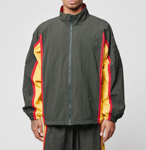 Veste d'été légère pour homme avec logo personnalisé OEM, col montant, fermeture éclair, respirante et à séchage rapide - Product Image 1