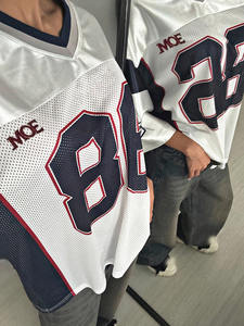 Maillot de football américain surdimensionné style streetwear en mesh respirant, col en V, uniforme d'équipe, impression de numéro personnalisée, approvisionnement en gros - Product Image 2