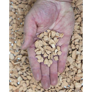 เม็ดหินอ่อนเวโรนาสีแดง ขนาด 9-12 มม. - ผลิตในอิตาลี แบบเป็นก้อนใหญ่ - Product Image 1