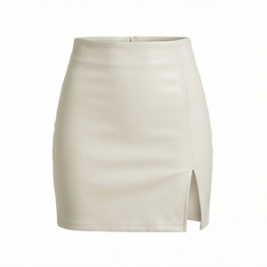 Jupe crayon mini en similicuir taille haute pour femme avec fente latérale, couleur unie, design minimaliste, à porter toute l'année - Product Image 1