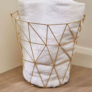 ตะกร้าผ้าเหล็กสั่งทำพิเศษ มีหลายขนาด หลายสี และหลายแบบ สำหรับผู้ซื้อขายส่ง - Product Image 1