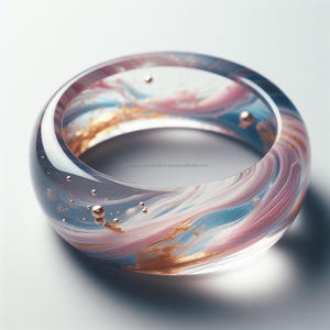 Bracelet en résine fabriqué à la main Bijoux tribaux exquis pour femmes Design sophistiqué Composition légère et mode - Product Image 1