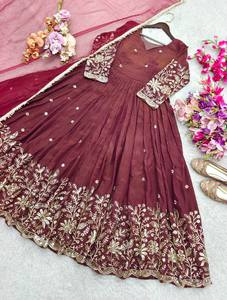 Launching New Design Trending NC Vicitra-Silk Gwon&dupatta Reddy To Wear Look Design - Product Image 5