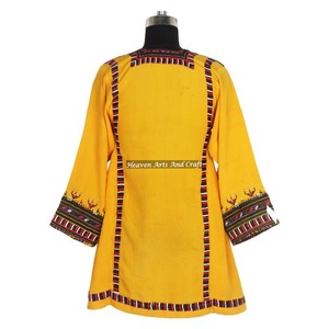 Vestido Afgano Vintage Banjara con Bordado a Mano, Estilo Bohemio, Hecho a Mano - Product Image 3