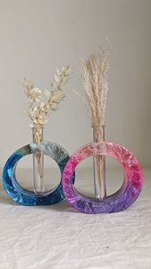 Contemporary Resin Tabletop Vase Decorative Home Accessory Suitable for Modern Spaces and <b>Gift</b> Purposes - Product Image 1
