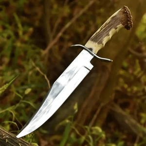 Couteau de chasse, de camping et de survie multifonctionnel en acier Damas fait main, lame fixe, manche en corne de cerf, personnalisable, cadeau pour les activités de plein air - Product Image 1