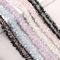 Ruban décoratif multicolore en boucles avec franges et fil doré métallique pour vêtements, robes, couture, sacs et projets DIY