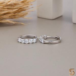Pendientes de Aro de Oro Blanco de 18K con Diamantes Cultivados en Laboratorio, 1.10 CTW, Corte Minimalista, Joyería Elegante para Mujer, Regalo para Uso Diario o Bodas - Product Image 5