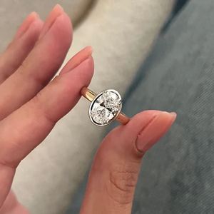 Anillo de Compromiso de Oro de 14K con Diamante Cultivado en Laboratorio de Corte Ovalado de 4 Quilates, Anillo de Boda Solitario, Elegante Regalo de Aniversario para Ella - Product Image 1