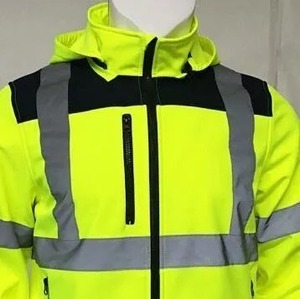 Veste de sécurité softshell professionnelle pour homme, haute visibilité, coutures soudées, protection niveau D, vêtement de travail chaud et ajusté - Product Image 4