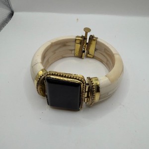 Ensemble de bracelets en os poli écologiques Natural Crafts, style moderne, pour jeunes filles et femmes fashionistas, forme personnalisée, parfait pour Noël - Product Image 1