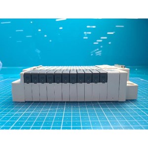 Vanne solénoïde 5 ports SMC PM3 GAS BOX SOL SQ1A31N-5-C4, utilisée comme pièce détachée pour équipement semi-conducteur d'occasion - Product Image 1