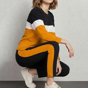 Conjunto Deportivo de Felpa de Algodón Grueso Ecológico para Mujer, con Bloques de Color, Sudadera con Capucha y Pantalones Jogger, Logotipo Personalizado, Informal, para Invierno - Product Image 4