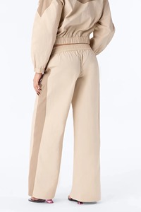 Conjunto de Chaqueta y Pantalones Deportivos Impermeables para Mujer, con Botones y Cremallera, Estilo Casual, Ajuste Holgado, para Deportes al Aire Libre - Product Image 4