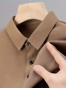 T-shirt de polo de golf de haute qualité pour hommes sur mesure avec logo polos en coton blanc à col en V à séchage rapide, polos pour hommes - Product Image 4