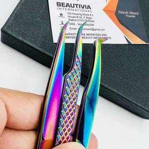 แหนบปลายขนตาพลาสติกสีรุ้งแบบปรับแต่งโลโก้ได้ตามต้องการ - Product Image 5