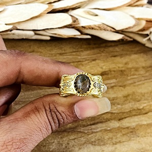 Anillo de Labradorita con Diseño Único, Anillos Tribales de Latón para Mujer, Chapado en Oro de 18k, Diseño Gótico de Ojo Turco, Joyería al por Mayor/OEM/ODM - Product Image 5