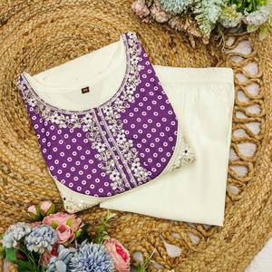 Women Luxurious Roman Silk Embroidered Kurta Set with Dupatta - Product Image 3