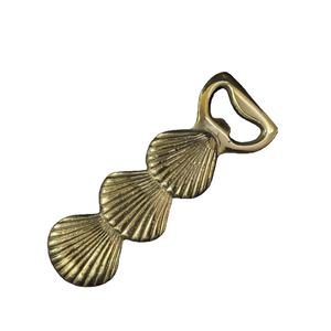 Abridor de Botellas de Latón con Diseño de Concha Marina, Hecho a Mano, Diseño Personalizado, Accesorios de Bar de Lujo, Artículos para Hoteles, Comida Fina, Diseño Elegante y Antiguo - Product Image 1