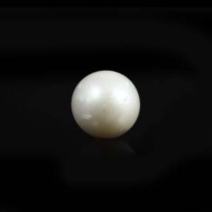 Loose Pearl 10.45 Carat Stunning Gemstone for Fine Jewelry - Product Image 1