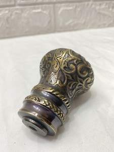 Empuñadura de Bastón de Latón Grabada Moderna de 5 Pulgadas, Diseño Vintage para Bastón de Madera, Venta al por Mayor OEM - Product Image 3