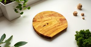 Tabla de Cortar Redonda de Madera de Teca Sostenible con Certificación FSC, Apta para Uso en la Cocina y Lavable en Lavavajillas - Product Image 4
