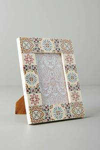 Traditional Resin Photo Frame with Red and Gold Pattern for Home Decoration Artistic Design - Product Image 6