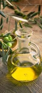 Aceite de Oliva Virgen Extra Premium, Extracto de Fruta Verde Dorada, Para Cocina Gourmet, Recetas Mediterráneas, Cuidado de la Piel y el Cabello - Product Image 3