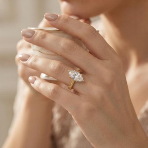 Anillo de Boda de Oro Amarillo de 18K para Mujer con Diamante Cultivado en Laboratorio Corte Marquesa, Certificado IGI, 4-5gm, Joyería Vintage para Uso Diario - Product Image 3