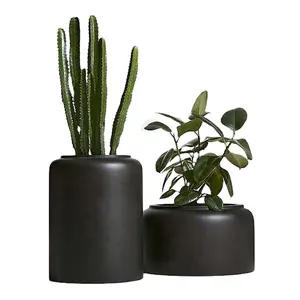 Vaso de flores preto fosco de metal, vaso de flores preto antigo de alta qualidade para uso no jardim e decoração da casa