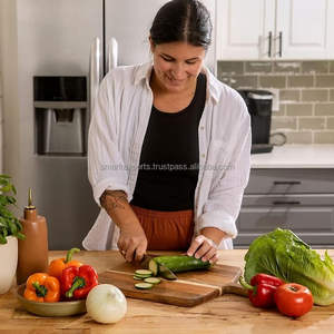 Tabla de Cortar Cuadrada de Madera de Acacia Ecológica Duadecor de 17x13 Pulgadas, 2.0 cm de Grosor, Diseño Moderno, Nueva Tabla de Cortar para Cocina - Product Image 2