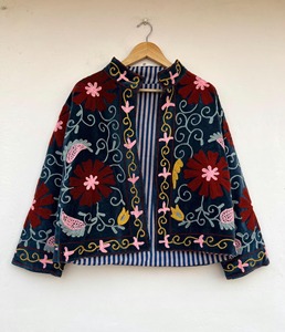 Veste bohème vintage en velours brodé de fleurs, écologique, col rond, manches longues, longueur normale, broderie artisanale, pour femmes - Product Image 1