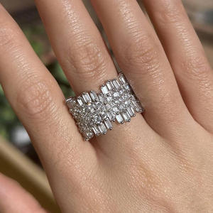 Anillo de Boda de Lujo con Moissanita Corte Esmeralda, Plata de Ley con Baño de Rodio, Estilo Hip Hop, para Mujer y Unisex, Regalo de Aniversario - Product Image 4