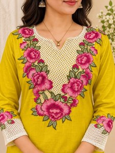 Ensemble Kurta et Palazzo en coton brodé jaune - Product Image 2