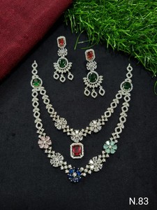 Ensemble de bijoux de mariée en diamant américain classique Collier et boucles d'oreilles en deux pièces pour mariage Style classique à la mode - Product Image 1