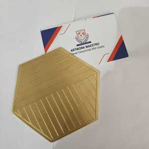 Exquisito Posavasos de Latón Hecho a Mano con Nuevo Diseño Elegante para Servir Té y Café, Accesorios de Comedor de Moda Chapados en Oro, Estilo Nuevo - Product Image 6