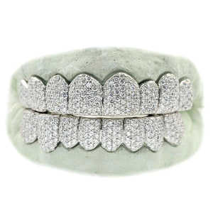 Juego Completo de Lujo de Grillz Hip Hop Iced Out con Acabado de Moissanita Micro Pavé, Chapado en Plata y Rodio, con Engaste de Bisel Personalizado, Joyería para Dientes - Product Image 2