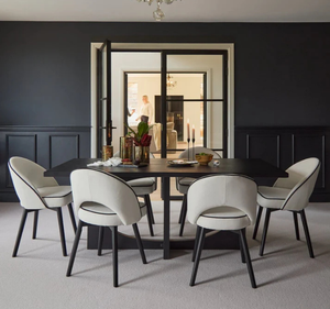 ชุดโต๊ะรับประทานอาหารไม้สักแท้สไตล์โมเดิร์นพร้อมเก้าอี้หุ้มเบาะ  รักษาสิ่งแวดล้อม เฟอร์นิเจอร์สไตล์มินิมอลร่วมสมัย สำหรับบ้านและวิลล่า - Product Image 1