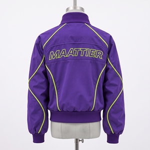 Chaqueta Deportiva Ligera Personalizada para Mujer en Color Morado con Ribete en Verde Neón, Cierre de Cremallera, Fabricante Mayorista de Ropa Deportiva - Product Image 4