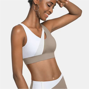 Women's High Quality Seamless High Support Plus Size Breathable Sports Bra for Fitness Yoga Workouts Gym Fashion Top Front Logo - Product Image 5