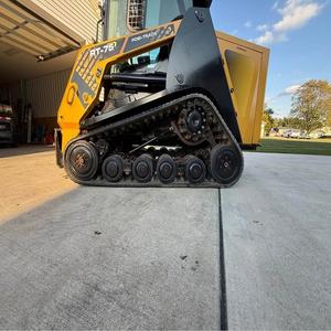 Venta al por mayor: Cargadora compacta de orugas RT75 de calidad premium con posicionamiento de cucharón y sistema hidráulico auxiliar de alto flujo de 2 velocidades. - Product Image 6