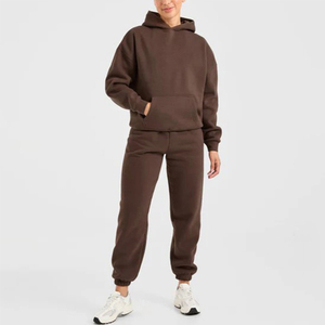 Ensemble de survêtement personnalisé avec logo : sweat à capuche et pantalon de jogging pour femme – Vente en gros, tenue deux pièces confortable pour l'hiver - Product Image 1
