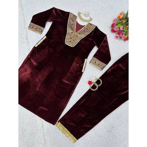 DESIGNER VELOURS JACQUARD DENTELLE TRAVAIL HAUT AVEC BAS VIN - Product Image 5