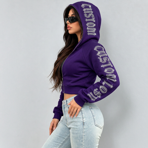 Hoodies courts en gros, 320 g/m², en molleton bouclette imprimé avec lettrage en relief pour boutiques de mode - Product Image 6