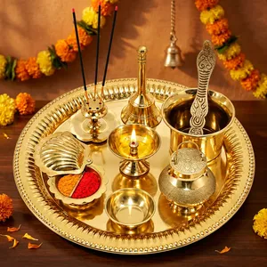 Ensemble traditionnel de thali en laiton pour la puja avec porte-diya, porte-encens, boîte à kumkum, bols et accessoires décoratifs pour mandir - Product Image 3