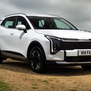 Kia Sportage: SUV Compacto y Confortable con Conectividad Inteligente, Interior Espacioso y Soluciones de Almacenamiento Prácticas - Product Image 3