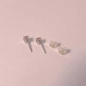 Boucles d'oreilles clous en rubellite naturelle, argent sterling 925, sertissage à griffes facettées, bijoux en tourmaline polie pour femme - Product Image 2